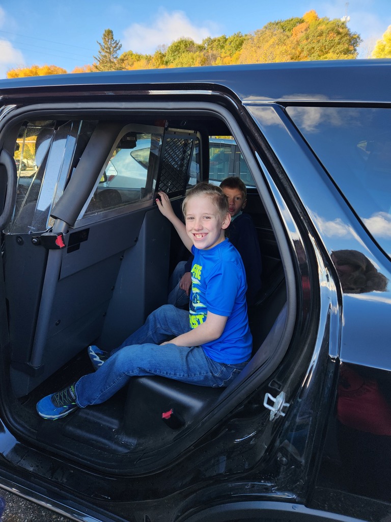 Today during our fire drill we had a special guest! Henderson's Chief of Police was here to observe the MNCS fire drill and help test  times and procedures, ensuring our school's swift response!