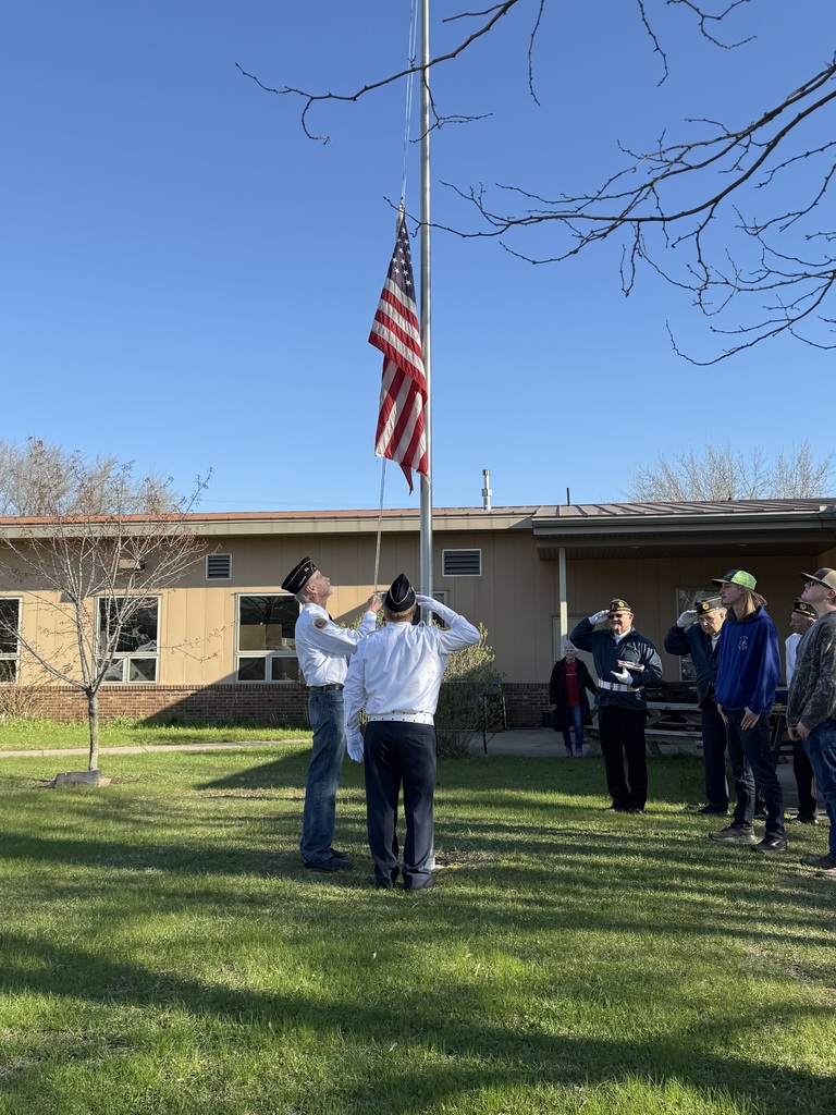 Old flag coming down