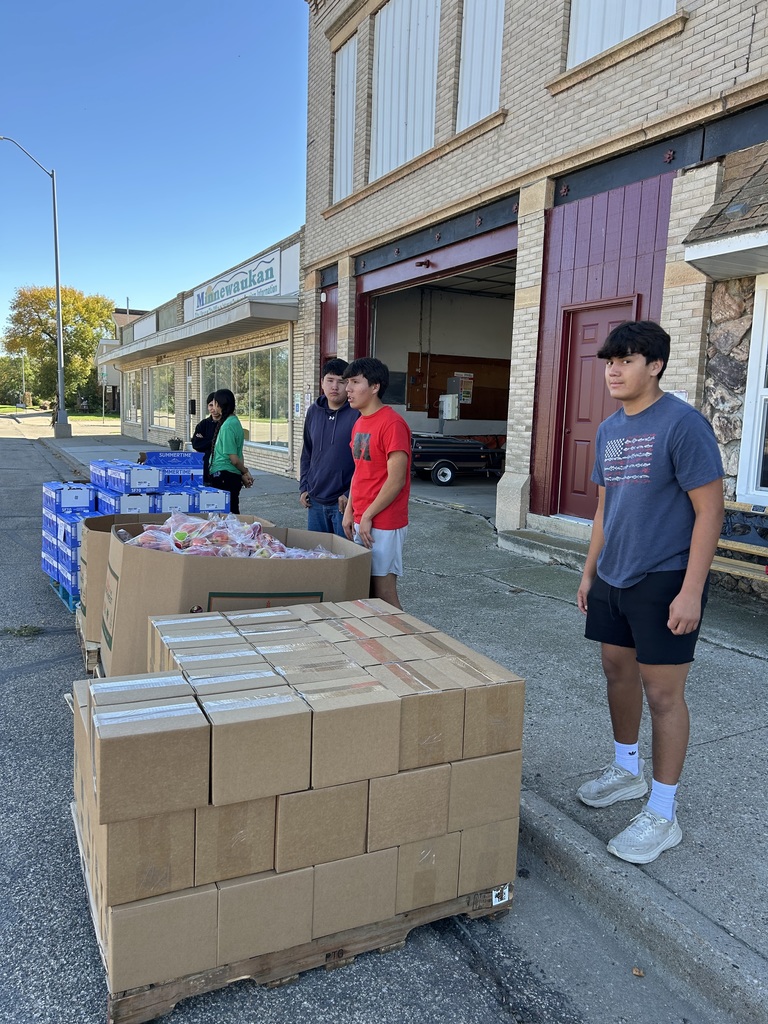 Volunteering for Food Truck