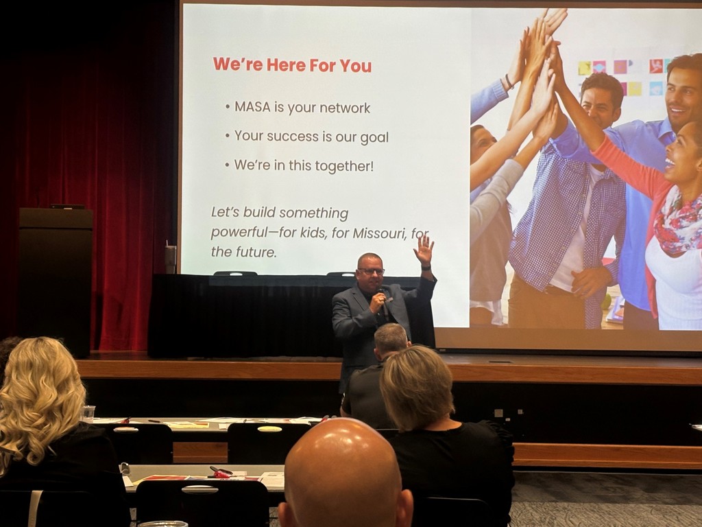 Dr. Penny presenting at the West Central Regional Meeting.