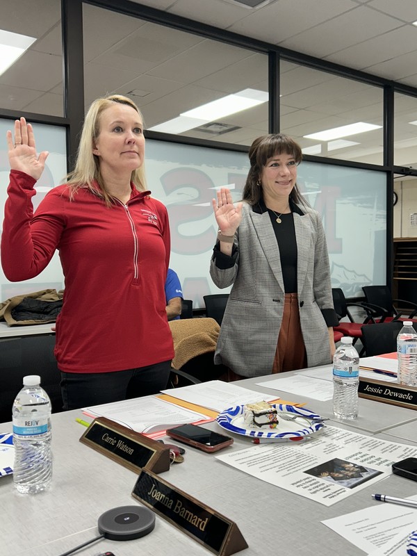 Watson & Dewaele Swearing In