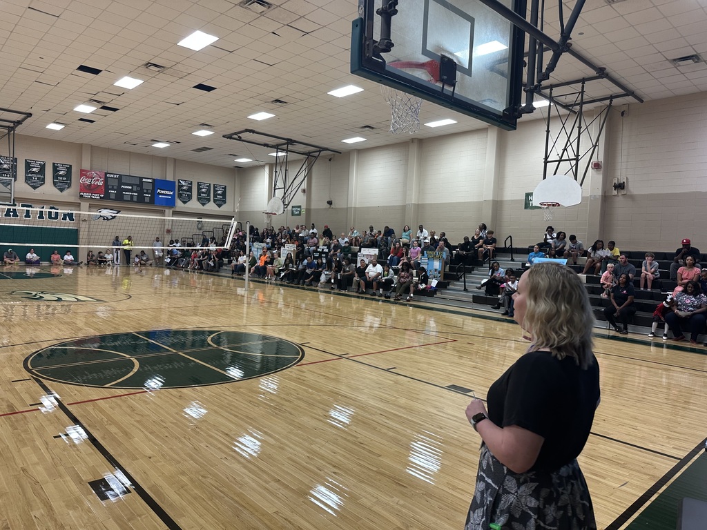 Picture of parents at Clark-Shaw's science fair meeting