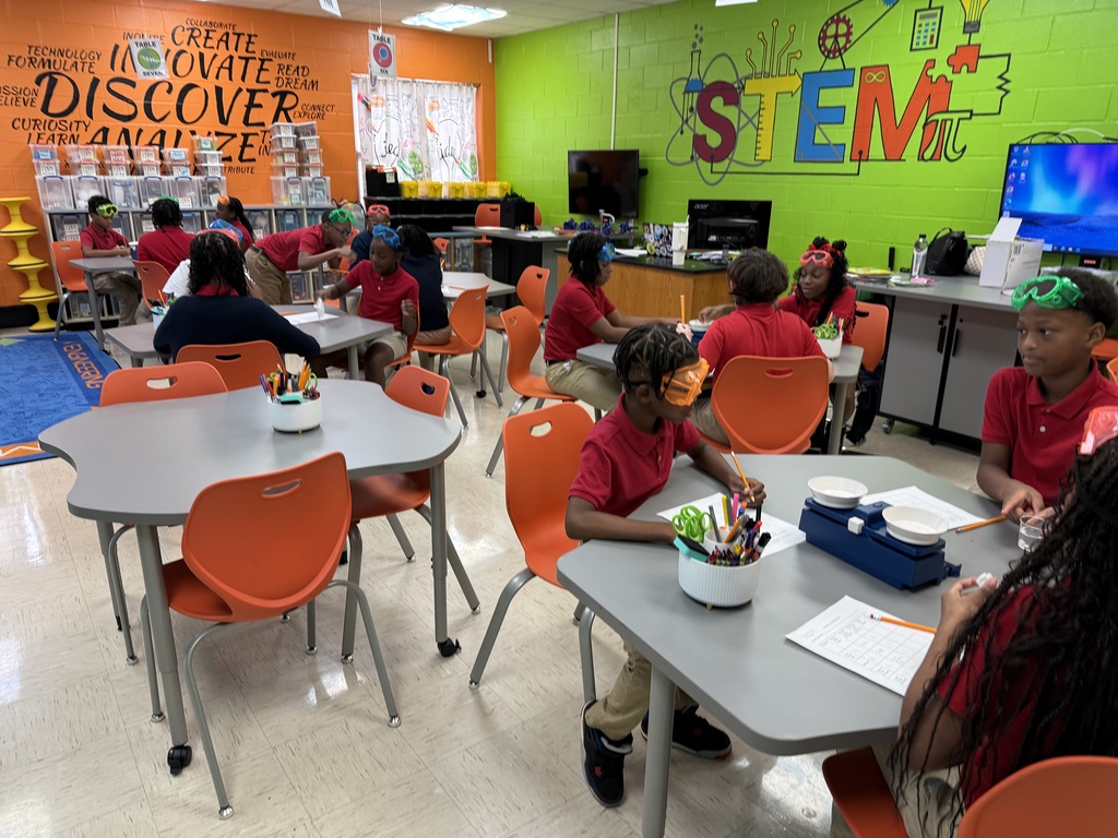 STEM with Mrs. Knowles 