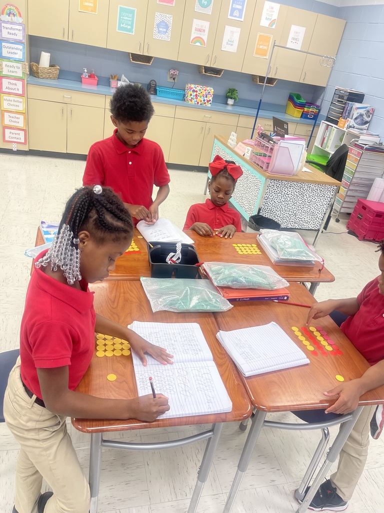 Mrs. Hatcher's class working on arrays