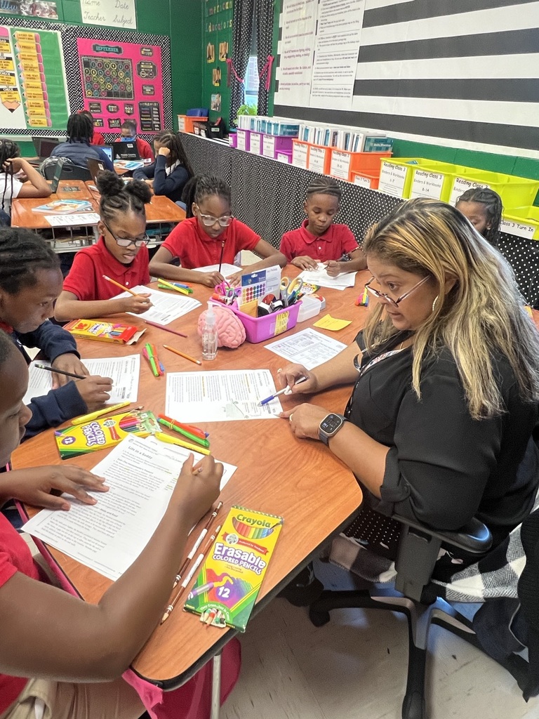 Ms. Colston's small group reading lesson 
