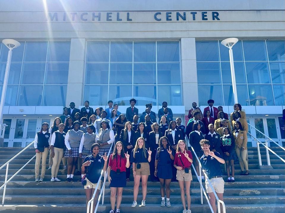 All of the Ambassadors in a group picture.