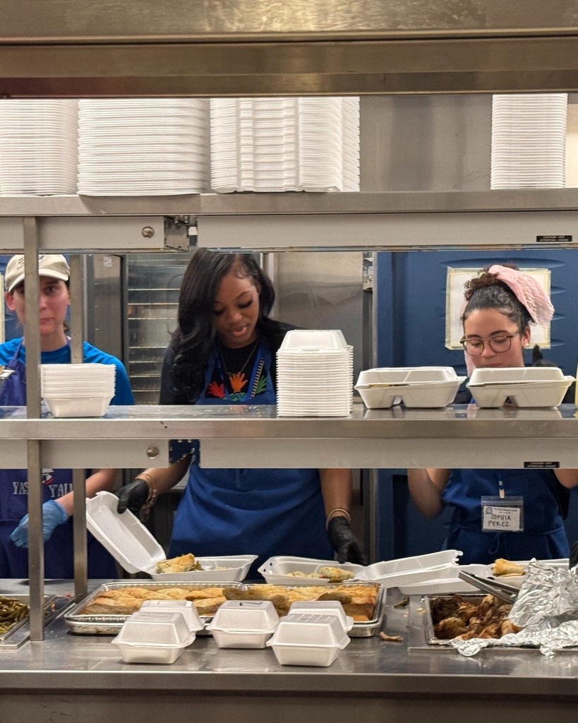 Multicultural Club students working at Greek Fest