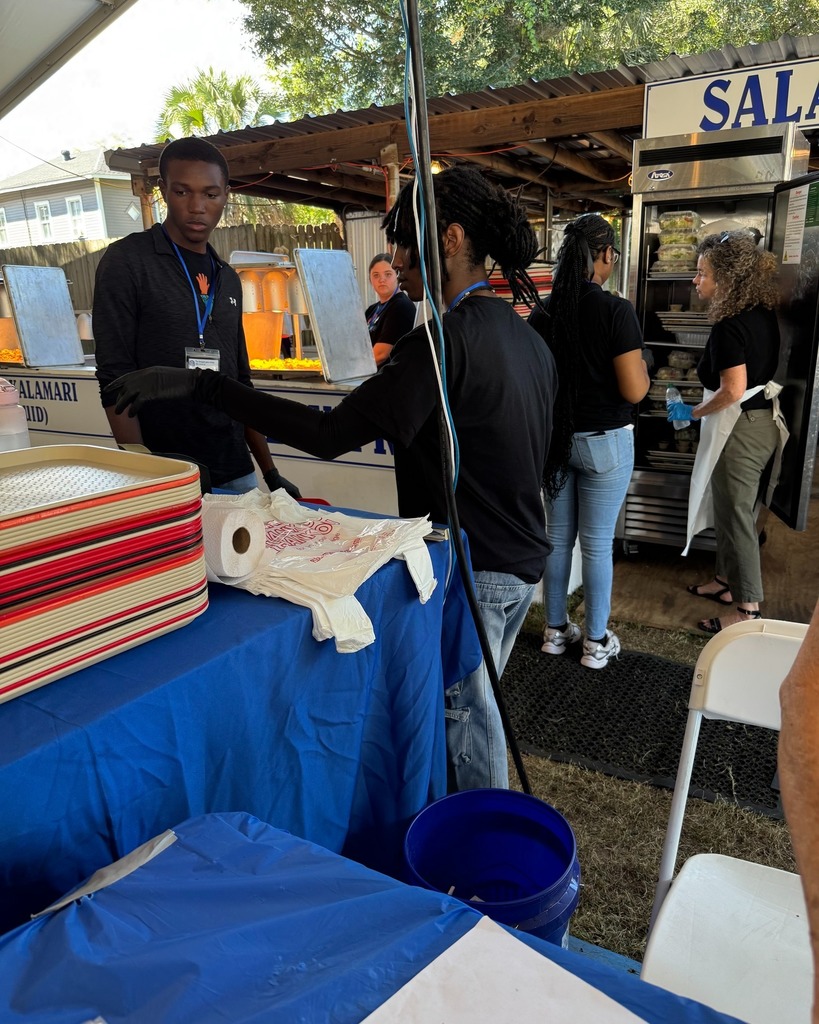 Multicultural Club students working at Greek Fest