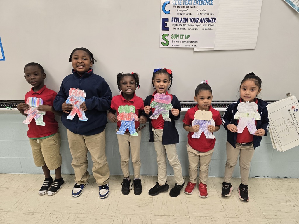 Intervention with Ms. Mayo. Students are learning about the letter p.