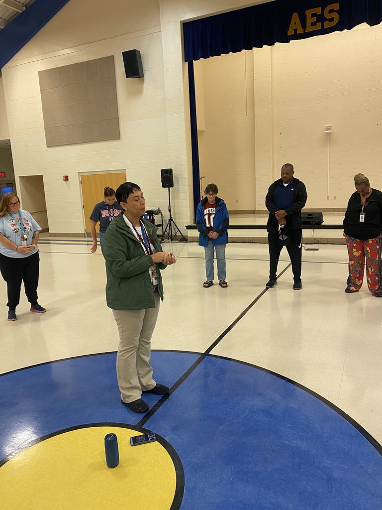 Mrs. Kidd sharing a word of encouragement 