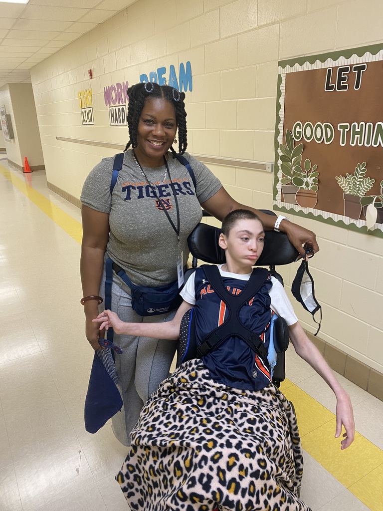 Student with one on one