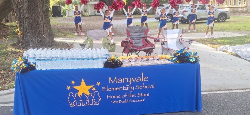 Maryvale cheerleaders cheered on walkers and passed out water and other goodies as they strolled through the streets of Downtown Mobile for the 2025 Breast Cancer walk!