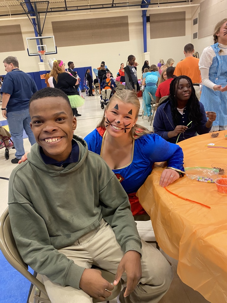 AE Student with Saint Paul's student 