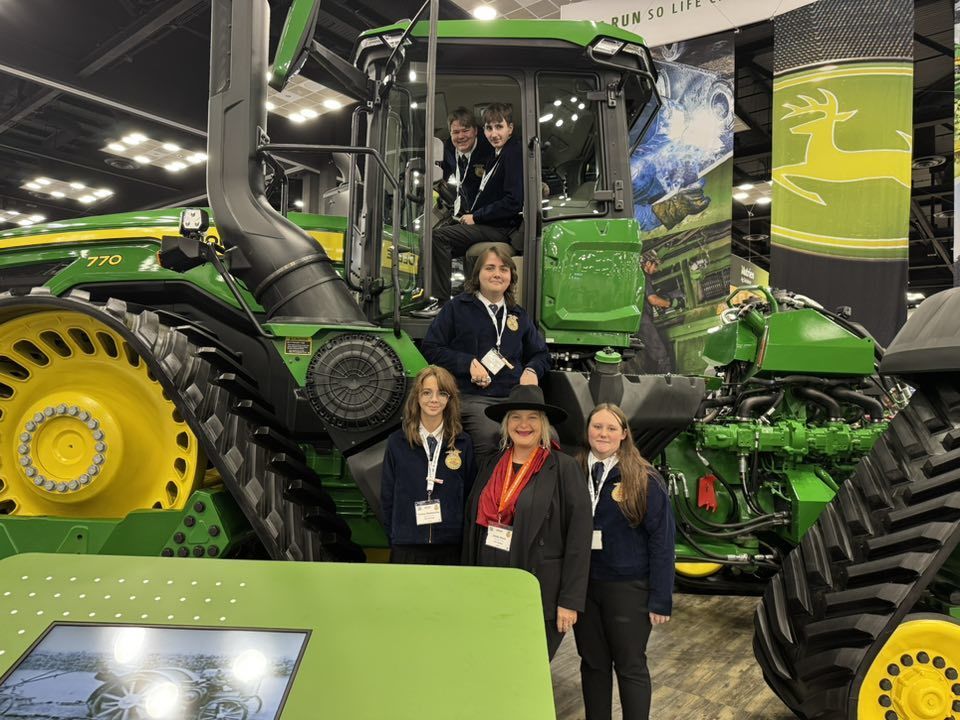 FFA Students and Ms. Dent