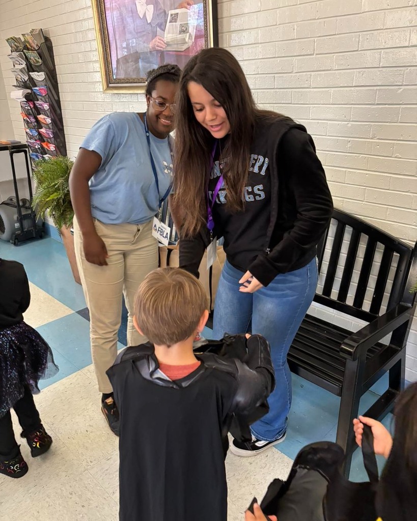 Pre-K students trick or treating