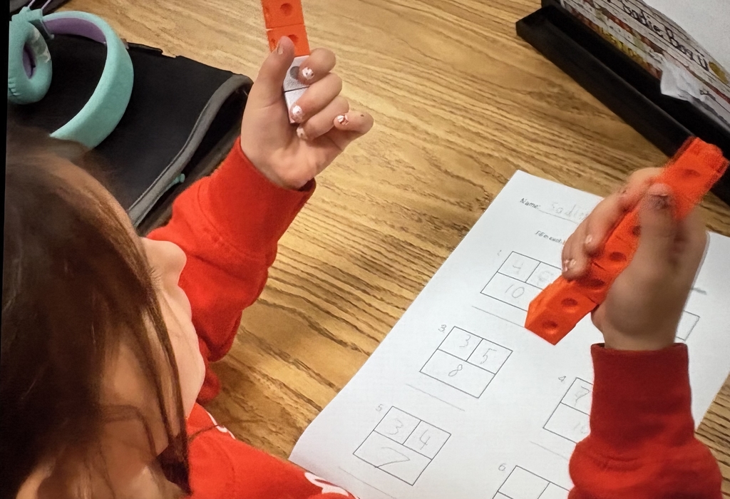 students working with cubes