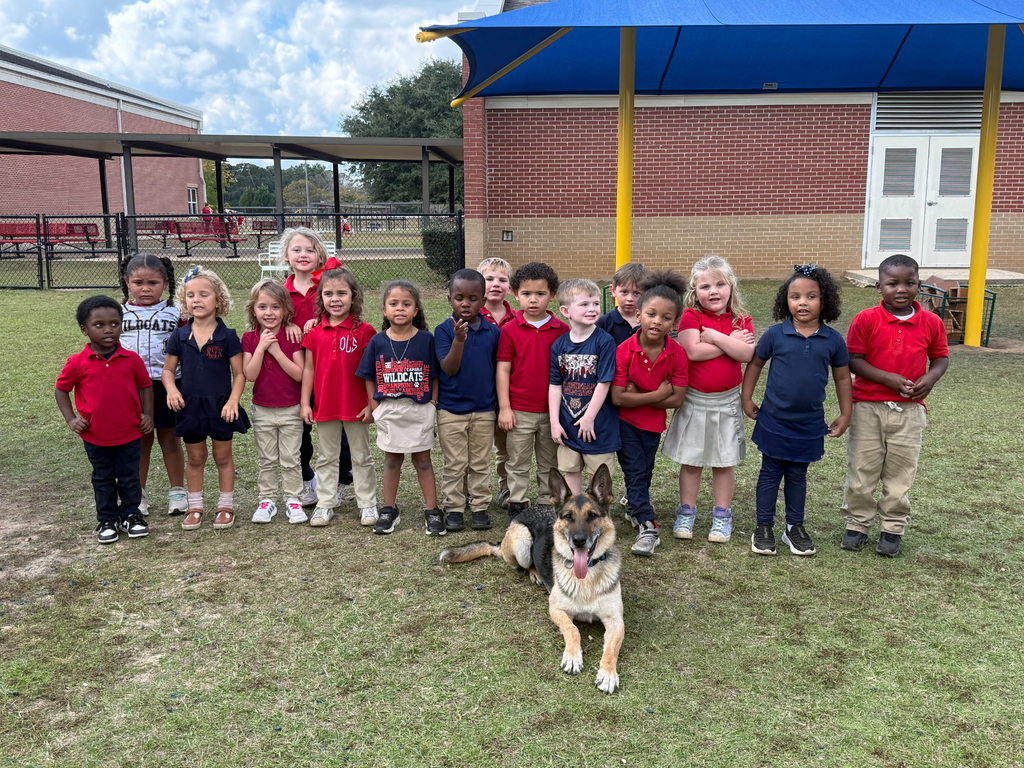 class picture with k9