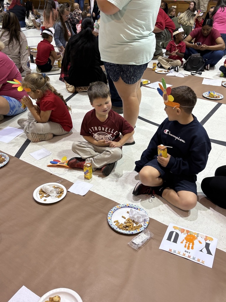 Kinder Thanksgiving Feast