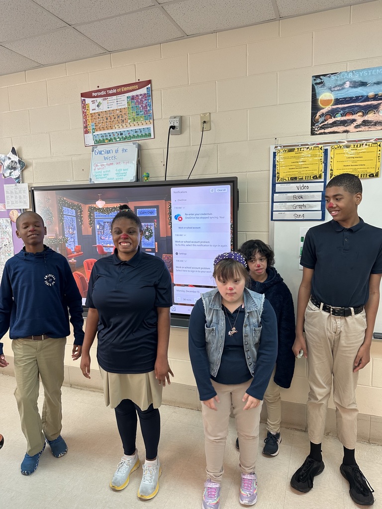 Cougar Level group photo 