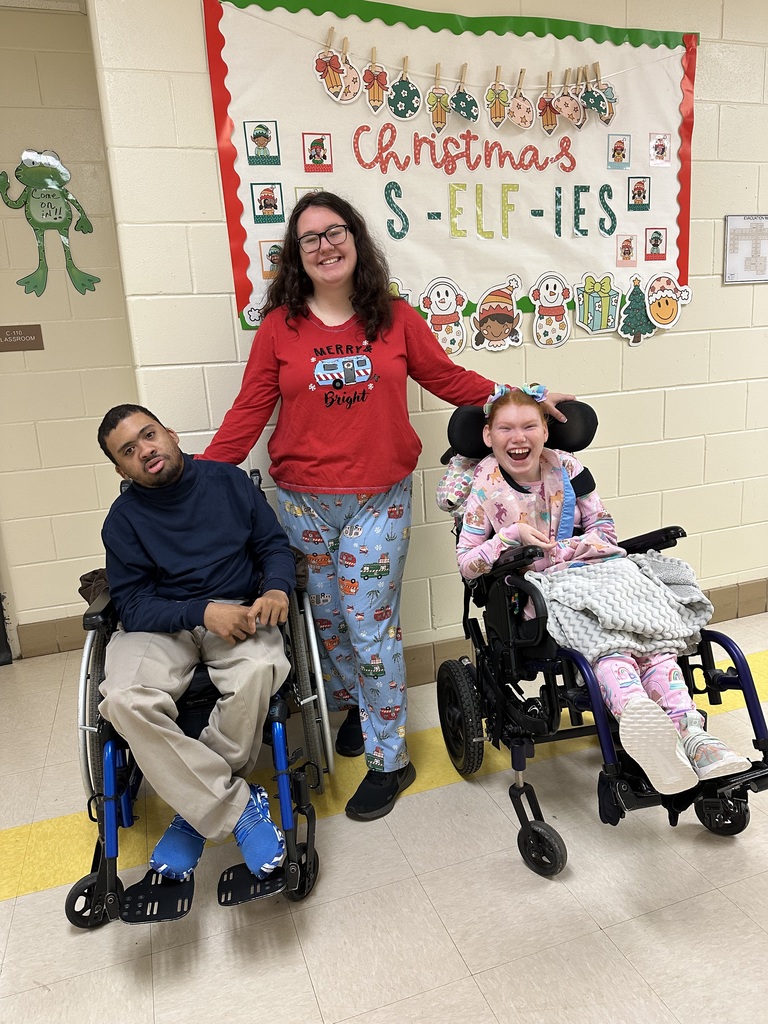 Para with two students 