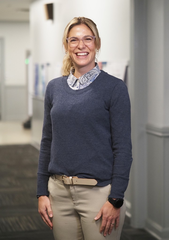 A portrait of Barton Academy teacher Daniela Yunker