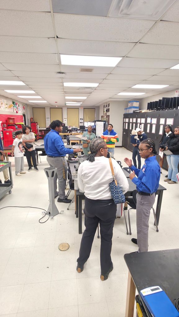 Engineering Class Tour