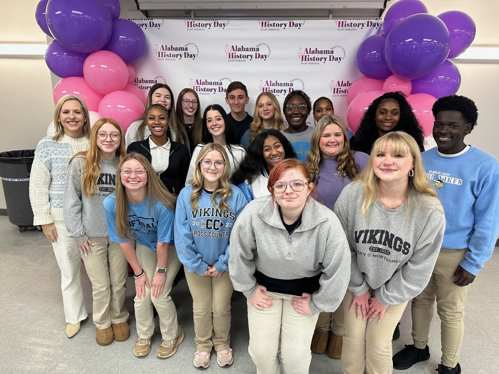 Students who competed at the South Alabama Regional National History Day competition.