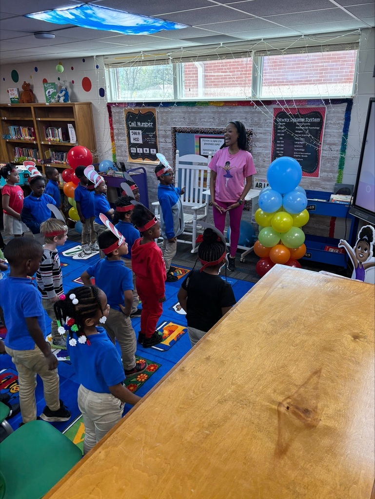 She also taught us a few ballerina positions.