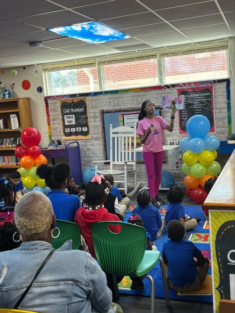 Special thanks to our local author, Victoria Finkley, for kicking off Read Across America Week! Victoria Finkley visited and read her book, Hope Takes Center Stage, to our kindergarten, Pre-K, and self-contained students.