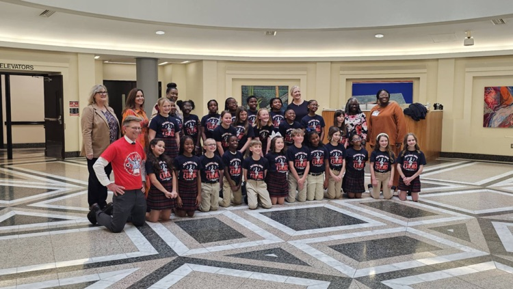 The OSR choir with Dr. Mackey, Alabama State School Superintendent, Mrs. Corley, Dr. Byrd, and staff from the Alabama Capitol. 