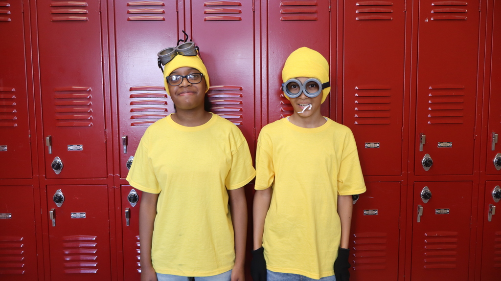 Twin day picture
