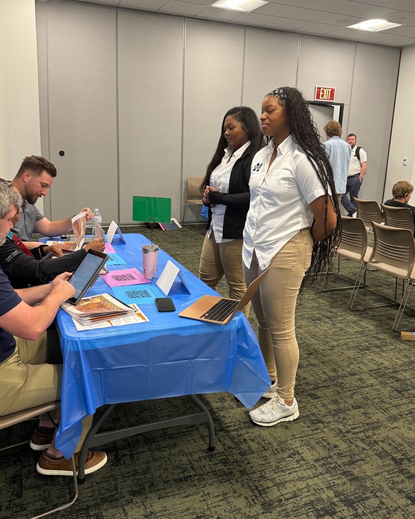 Students competing in the Region 7 Tech Fair.
