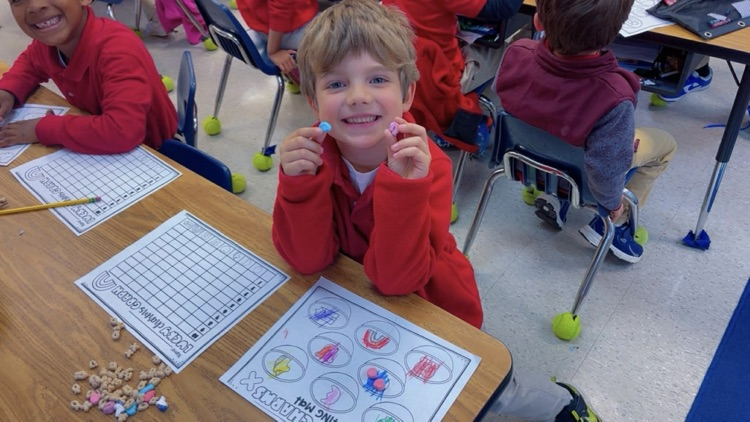 Mrs. Richardson’s Kindergarten class sorting lucky charms. 