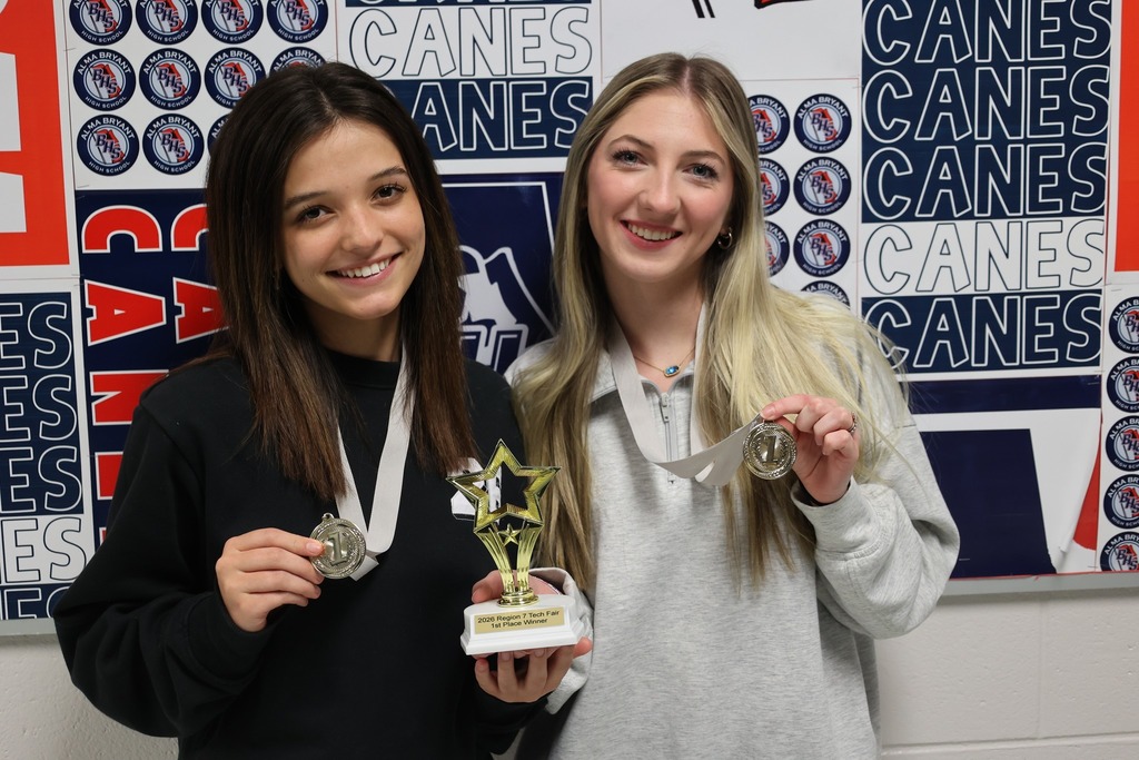 Congratulations to Hartlee Fore and Jordan Benoit for an outstanding achievement at the MCPSS Region 7 Technology Fair!