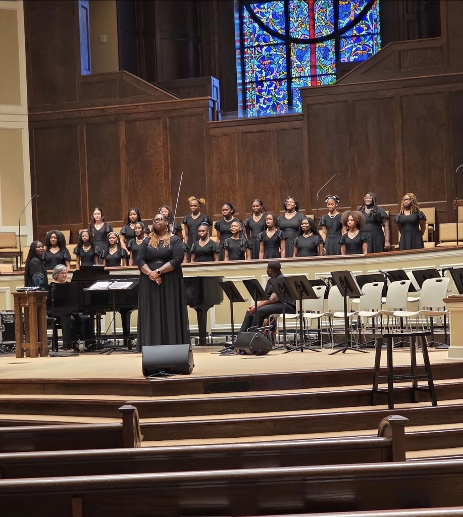 DMS show choir during assessments