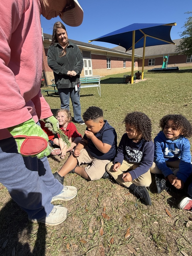 PreK classes enjoyed an Earth Day activity with some of our local Master Gardeners. The students participated in helping to plant in the flower beds on the PreK playground. A special thank you to Marion Platt, Phil Platt, and Penny Platt, for volunteering your time to help our little ones beautify their school! 