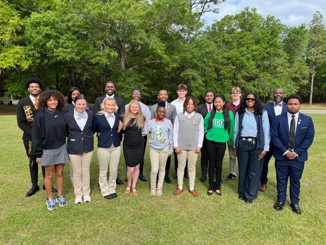 A group photo of the Superintendent's Student Advisory Council, with Superintendent Chresal D. Threadgill