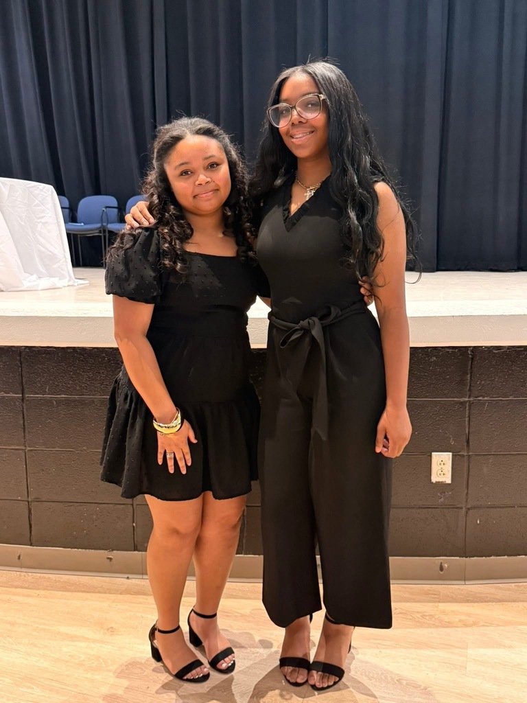 The National English Honor Society (NEHS) held its annual induction ceremony.