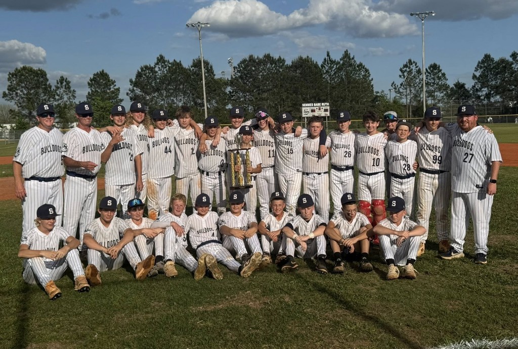 A group photo of the Semmes Middle baseball team