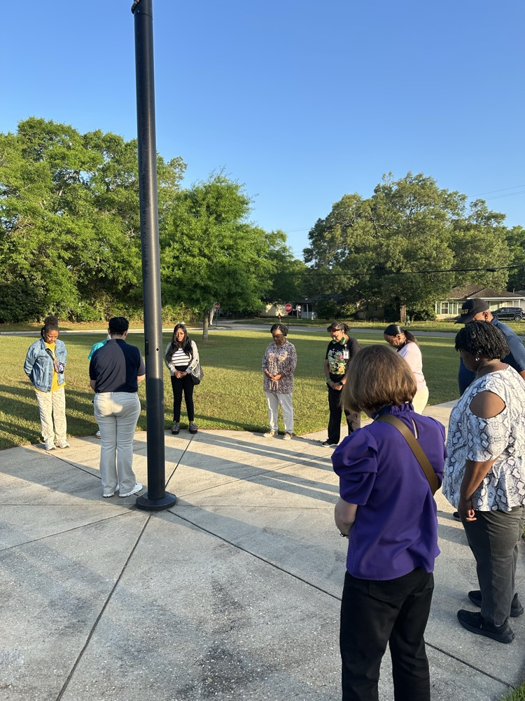 Mrs Kidd giving a word of encouragement to the staff 