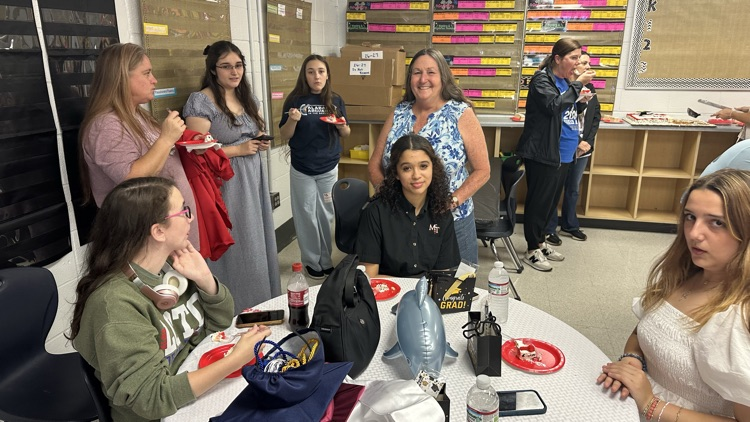 class of 2026 with refreshments 