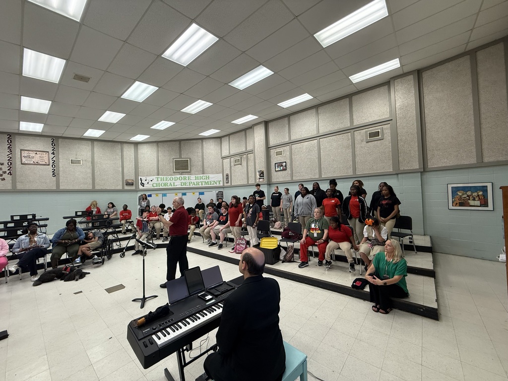 Coastal Alabama Choir performing for the THS Choral Department.