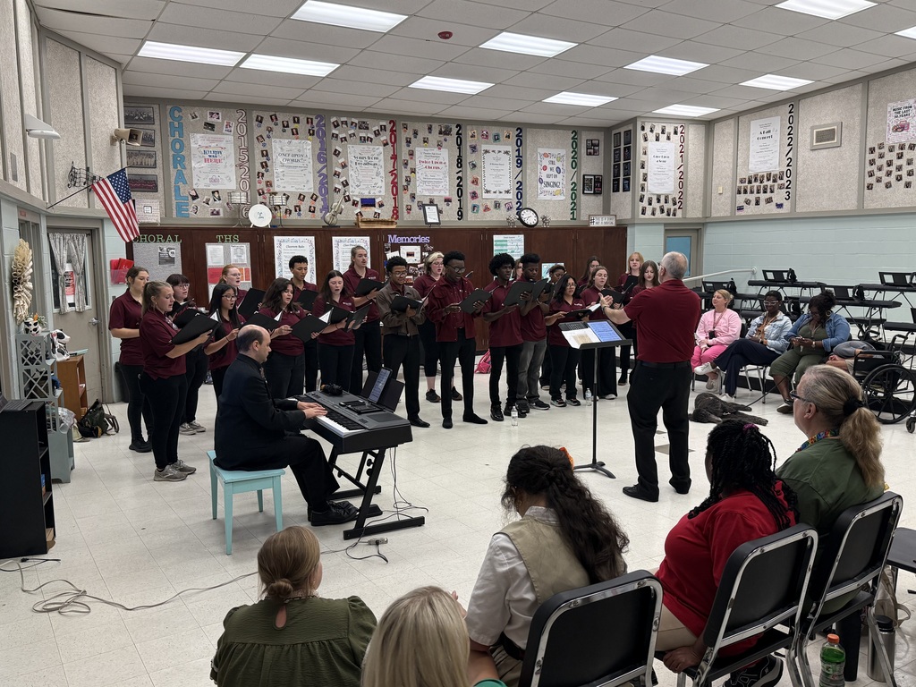 Coastal Alabama Choir performing for the THS Choral Department.