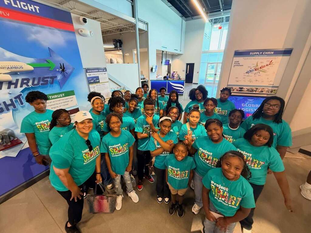 A group of Scarborough students at Flight Works Alabama