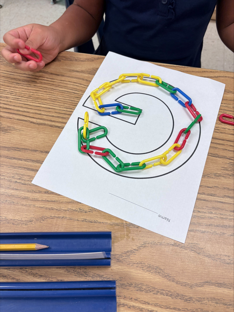 Mrs. Garland's class had fun building letters with colorful manipulatives! We practiced letter formation while working on our fine motor skills.