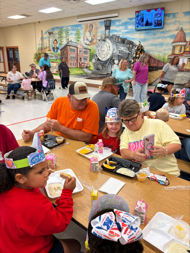 Mrs. Lofton's class celebrated Grandparents Day on Friday!