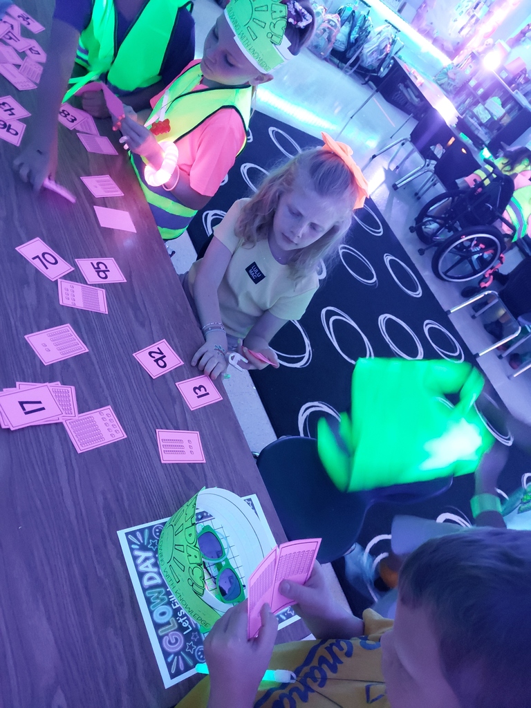 ✨💡 GLOW DAY 2026! 💡✨ Mrs. Manske's 2nd graders were GLOWING with knowledge during their Glow Day Review! 🌟 They turned learning into a neon-filled day of fun while reviewing some of the skills they've been working hard to master! 🩷 Comparing & contrasting story characters 💚 Place value 💛 Vocabulary 💙 Shapes 🧡 Fact fluency From glowing activities to bright smiles, these kiddos proved that learning can be BRIGHT, exciting, and FUN! 🌈✨ They worked hard, played hard, and let their knowledge SHINE! 💡😎 ✨ GLOW DAY 2026 was a blast!