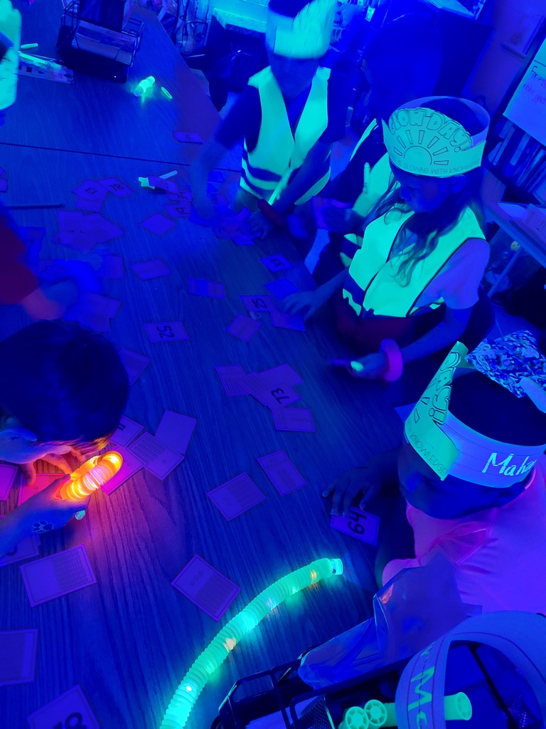 ✨💡 GLOW DAY 2026! 💡✨ Mrs. Manske's 2nd graders were GLOWING with knowledge during their Glow Day Review! 🌟 They turned learning into a neon-filled day of fun while reviewing some of the skills they've been working hard to master! 🩷 Comparing & contrasting story characters 💚 Place value 💛 Vocabulary 💙 Shapes 🧡 Fact fluency From glowing activities to bright smiles, these kiddos proved that learning can be BRIGHT, exciting, and FUN! 🌈✨ They worked hard, played hard, and let their knowledge SHINE! 💡😎 ✨ GLOW DAY 2026 was a blast!