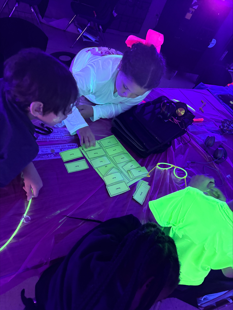 Ms. Weavers 2nd Grade class kicked off homecoming week for neon day and had a glow party! From activities to Cause and Effect, Compare and Contrasts, Words sorts, Write the room, Fact fluency with Tic Tac Toe, Bowling with subtraction 10 facts, and building three digit numbers, these students really made our classroom shine and grow❤️