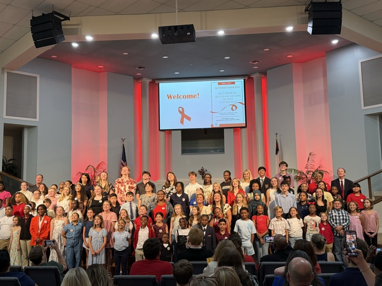 Red Ribbon ceremony and leaders 